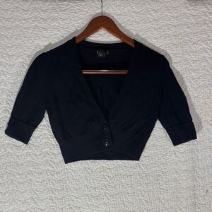 Elegant Black Button-Up Crop Top